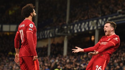 نادي ليقربول يفوز على إيفرتون (4-1)