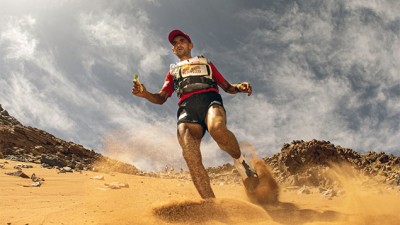 36-ème Marathon des Sables (2ème étape).. Rachid El Morabity lâche du lest, son frère Mohamed et Aziz Yachou en profitent