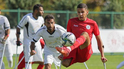 كأس العالم لكرة القدم لمبتوري الأطراف.. المنتخب المغربي يتأهل إلى الدور الثاني بعد تعادله مع إيران (0-0) (2)