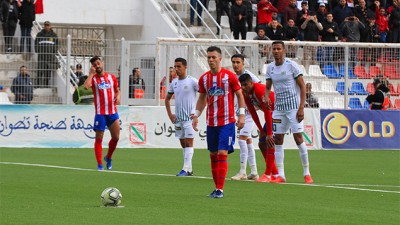 Victoire à domicile du Moghreb de Tétouan face au Difaâ d'El Jadida (2-1)