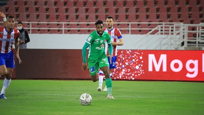 البطولة الوطنية الاحترافية "إنوي" (الدورة 12) ..المغرب التطواني ينهزم أمام الرجاء الرياضي (2-3) ،و حسنية أكادير يتعثر أمام نهضة بركان (1-2)