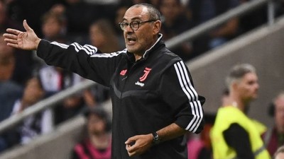 نادي يوفنتوس الإيطالي لكرة القدم يقيل مدربه ماوريتسيو ساري