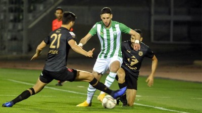 مولودية وجدة يتفوق بميدانه على أولمبيك آسفي 3-2 'البطولة الوطنية الاحترافية "إنوي" (الدورة ال15)'