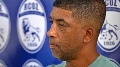 نادي سريع وادي زم يتعاقد مع الإطار الوطني محمد البكاري