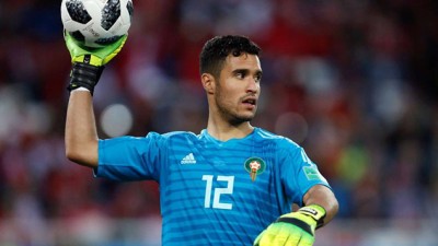 نادي الوحدة السعودي يتعاقد مع الحارس المغربي منير المحمدي
