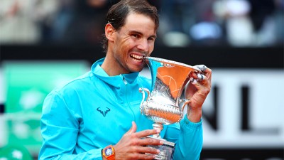 Nadal décroche son 9e titre à Rome en dominant Djokovic