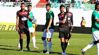 فريق أولمبيك خريبكة يتعادل مع ضيفه فريق المغرب التطواني 2-2
