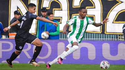 L'Olympique de Khouribga s'impose face à la Jeunesse sportive Salmi (1-0)