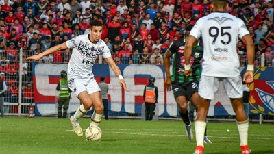 فريق أولمبيك آسفي يتفوق على ضيفه يوسفية برشيد 3-2