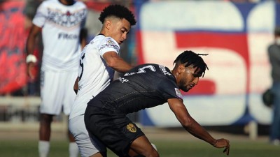 فريق أولمبيك آسفي يفوز على ضيفه إتحاد طنجة (3-1)