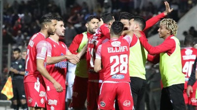 الوداد الرياضي يفوز خارج ميدانه على أولمبيك آسفي (1-0)