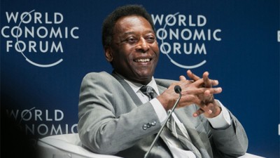 الأسطورة بيليه يلج مجددا أحد مستشفيات ساو باولو لاستكمال علاجه