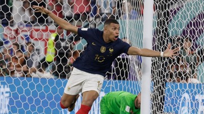 مونديال 2022 (الجولة الثانية-المجموعة الرابعة).. المنتخب الفرنسي أول المتأهلين لثمن النهاية بفوزه على نظيره الدنماركي 2-1