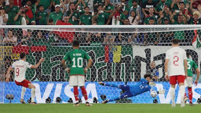 مونديال قطر 2022 (الجولة الأولى - المجموعة الثالثة).. المنتخب المكسيكي يتعادل مع نظيره البولندي 0-0