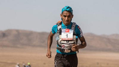 Le Marocain Rachid El Morabity remporte la première étape du Marathon des sables au Pérou