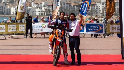 Le Marocain Amine Echiguer remporte le Rallye du Maroc dans la catégorie moto "Rallye 3"