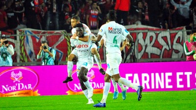 الرجاء البيضاوي يفوز بميدانه على المغرب التطواني بهدف للاشيء