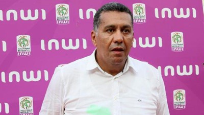 فريق الرجاء الرياضي ينفصل رسميا عن المدرب رشيد الطاوسي