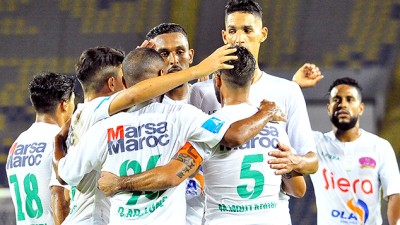 فريق الرجاء الرياضي يتغلب على ضيفه فريق نهضة الزمامرة 3 -1 'مؤجل الدورة ال17'