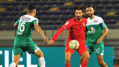 التعادل الإيجابي (1-1) يحسم مواجهة الرجاء الرياضي مع ضيفه الفتح الرياضي
