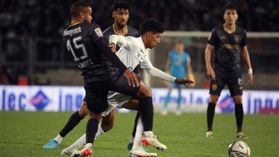 الرجاء الرياضي يتفوق على ضيفه إتحاد طنجة (1-0)