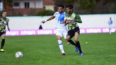 فريق سريع وادي زم يتعثر بميدانه أمام الدفاع الحسني الجديدي (0-2) 'البطولة الوطنية الاحترافية "إنوي" (الدورة السابعة)'