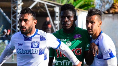 الرجاء البيضاوي يتعادل مع مضيفه سريع وادي زم بصفر لمثله