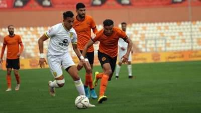 Le Maghreb Fès bat la Renaissance Berkane (4-4, 4-3 t.a.b) et se qualifie pour les quarts de finale 'Coupe du Trône (2019-2020)'