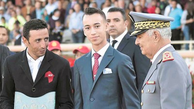 SAR le Prince Héritier Moulay El Hassan préside à Rabat la finale de la 6è édition de la Coupe du Trône des clubs de saut d'obstacles