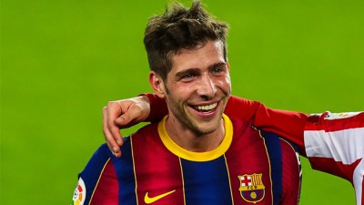 إصابة جديدة لسيرجي روبيرتو بعد أربعة أيام من عودته إلى الملاعب