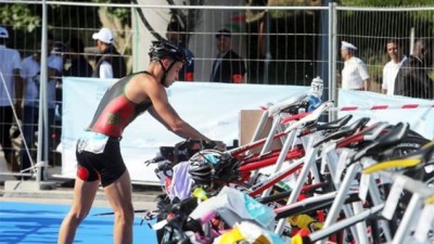 Les 24èmes Championnats d'Afrique de triathlon et les qualifications aux Jeux Olympiques de la Jeunesse, les 21 et 22 avril à Rabat