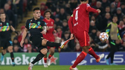 دوري أبطال أوروبا.. ليفربول يتأهل الى ربع النهائي بالرغم من خسارته امام إنتر ميلان (0-1)