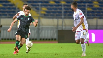 فريق الوداد الرياضي يتعادل بميدانه مع فريق مولودية وجدة (1-1) 'البطولة الوطنية الاحترافية "إنوي" (الدورة 12)'