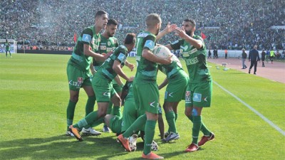 Botola Pro M.T. D1 (Mise à jour 10ème journée):Victoire du Raja face au Wydad (2-1)