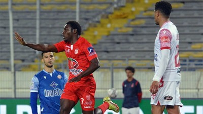 الوداد الرياضي ينهزم بميدانه أمام حسنية أكادير (0-2)