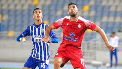 فريق إتحاد طنجة يتعادل مع ضيفه الوداد الرياضي (0-0)