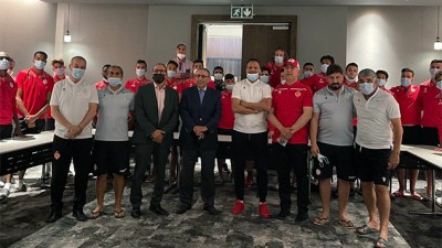 رحلة فريق الوداد الرياضي إلى جوهانسبورغ دليل آخر على إشعاع الكرة المغربية في إفريقيا (السيد العمراني)