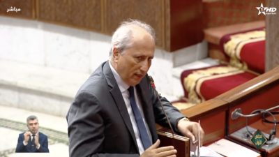 - - Parlement