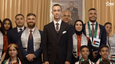 القصر الملكي بتطوان : صاحب السمو الملكي ولي العهد الأمير مولاي الحسن يستقبل الأطفال المقدسيين المشاركين في الدورة الـ16 للمخيم الصيفي لوكالة بيت مال القدس الشريف