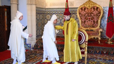  القصر الملكي بالرباط : جلالة الملك يستقبل الأعضاء المعينين بالمحكمة الدستورية