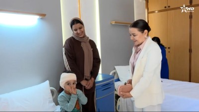الرباط: صاحبة السمو الملكي الأميرة للا أسماء تزور أطفالا مغاربة وبنميين ومؤسسة للا أسماء تتجاوز عتبة 1100 مغربي مستفيد مجانا من زراعة القوقعة