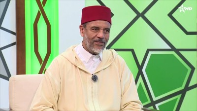  - شرح معاني الحديث النبوي «يَكونُ في آخِرِ الزَّمانِ دَجَّالُونَ كَذَّابُونَ، يَأتونَكُم مِنَ الأحاديثِ بما لَم تَسمَعوا أنتُم، ولا آباؤُكُم، فإيَّاكُم وإيَّاهم، لا يُضِلُّونَكُم ولا يَفتِنونَكُم» - ADOROUSS ATTAFAOLIA